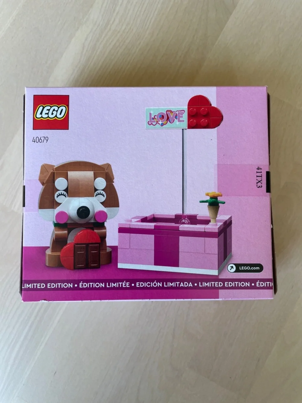 NIB LEGO Seasonal Set 40679 Love Gift Box, gwp